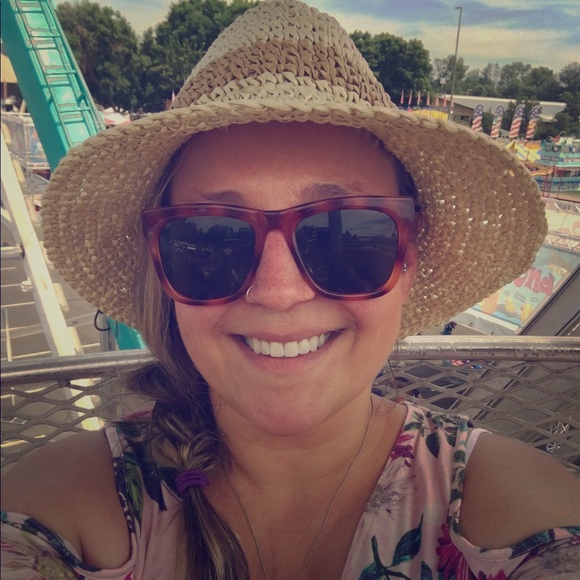 Meet your Posher, Jamie - Picture 1 of 1